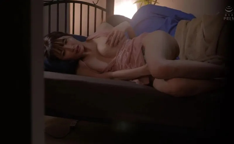 đưa tiền bối say xỉn về nhà, cậu nhân viên trúng số húp được bà xã cấp trên xinh dâm