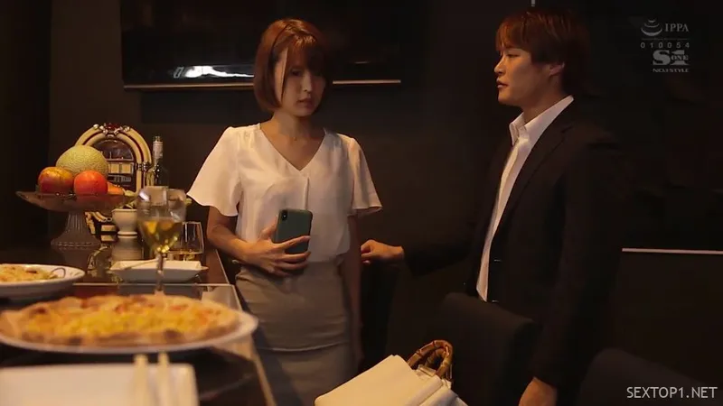 Vụng trộm với bạn gái củ ở buổi hợp lớp cuối năm