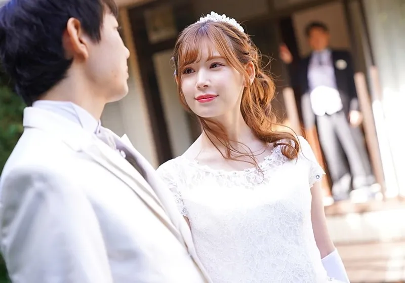 Bố ông xã xxx bạn gái của con trai ngay sau lễ cưới của con trai